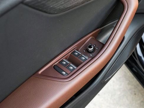 Used 2018 Audi A4 2.0T Ultra Premium Plus w/ Premium Plus Package image 44