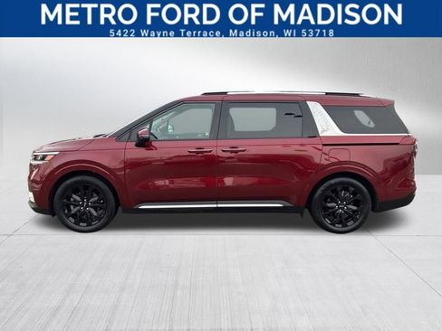 Used 2024 Kia Carnival SX Prestige image 5