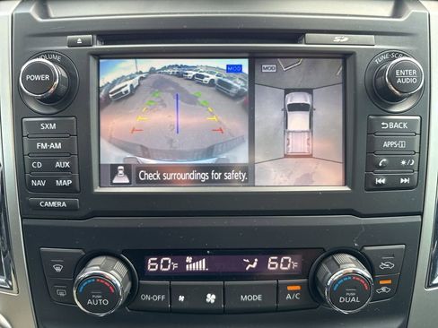Used 2018 Nissan Titan PRO-4X w/ Pro-4x Convenience Package AWD/4WD image 45