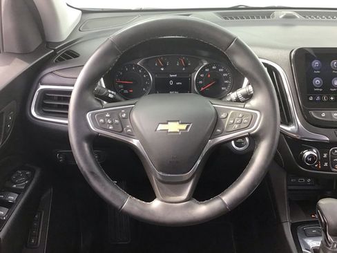 Used 2023 Chevrolet Equinox Premier AWD/4WD image 16