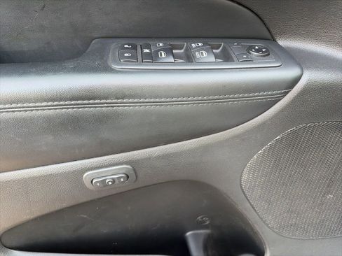 Used 2020 Jeep Grand Cherokee Limited AWD/4WD image 16