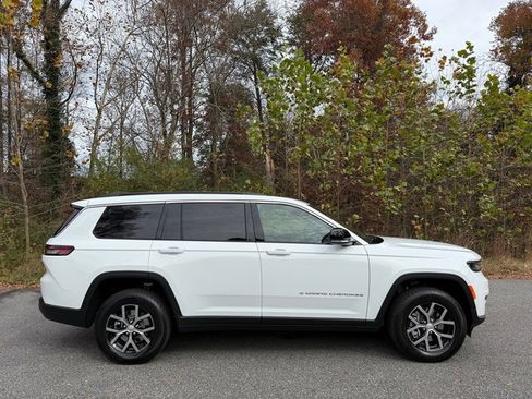 New 2025 Jeep Grand Cherokee L Limited image 6