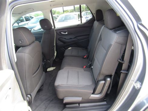 Used 2020 Chevrolet Traverse LS w/ LPO, Blackout Package FWD image 16