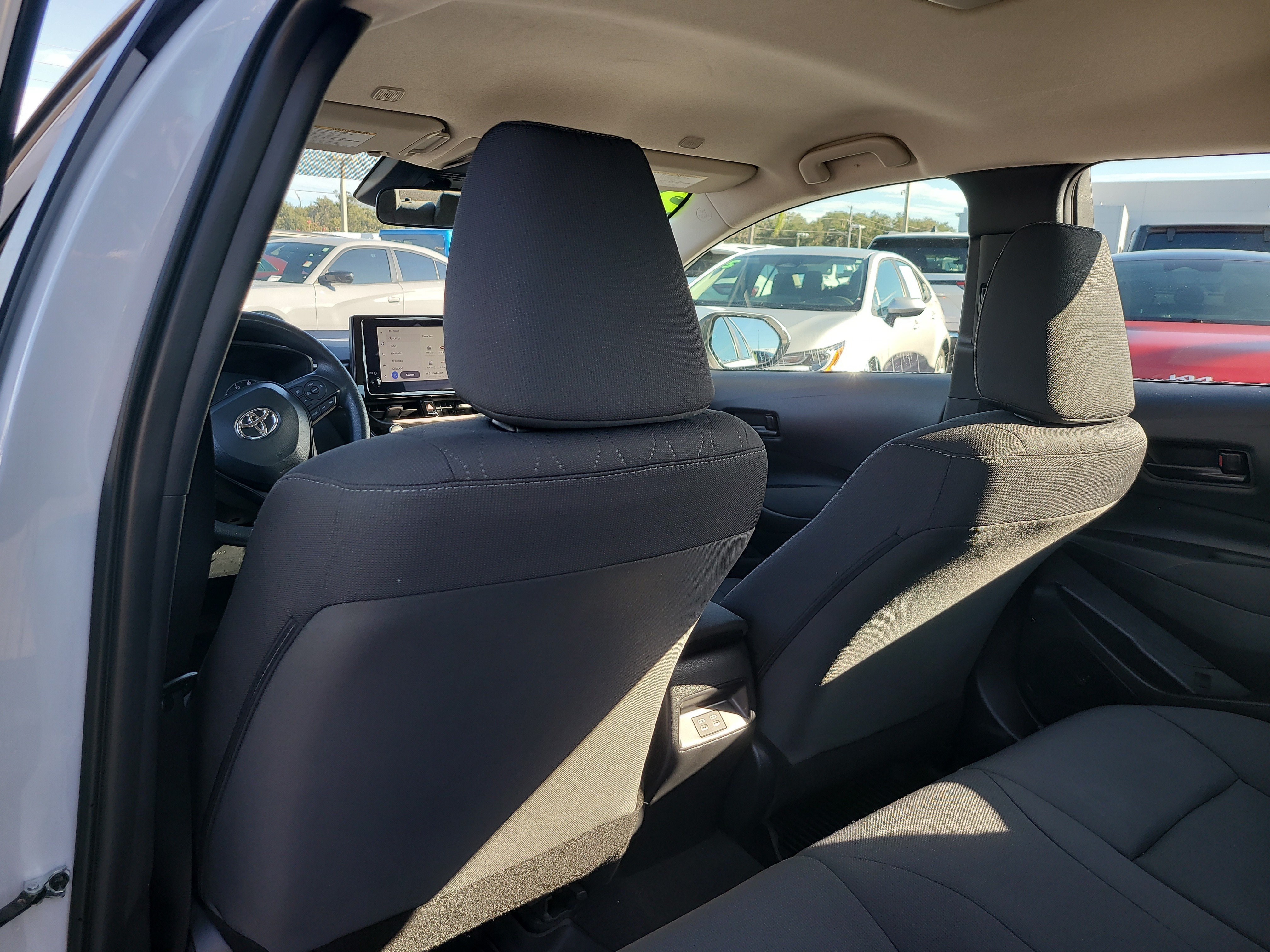 Used 2025 Toyota Corolla LE FWD image 12