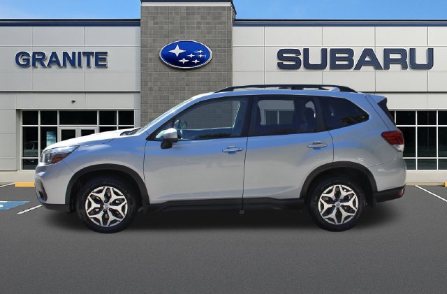 Used 2020 Subaru Forester Premium AWD/4WD image 6