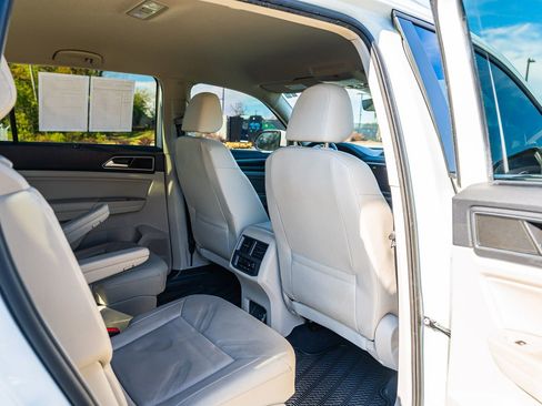 Used 2019 Volkswagen Atlas SE image 13