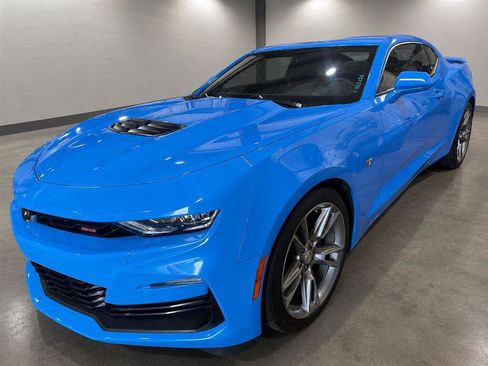 Used 2022 Chevrolet Camaro SS RWD image 3
