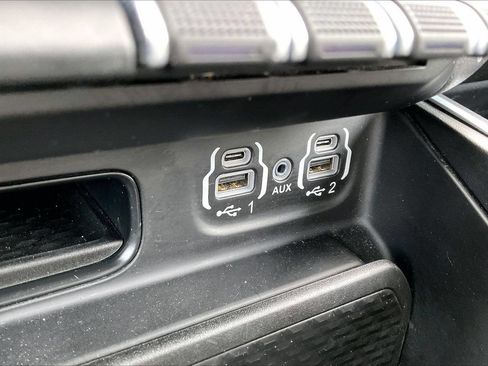 Used 2023 RAM 1500 Big Horn AWD/4WD image 16
