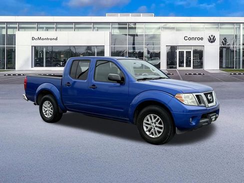 Used 2015 Nissan Frontier SV w/ SV Value Truck Package RWD image 4