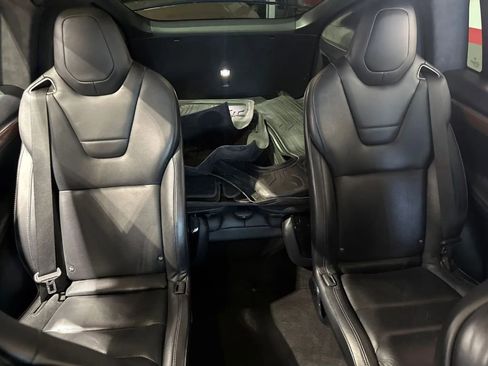 Used 2016 Tesla Model X Performance image 18