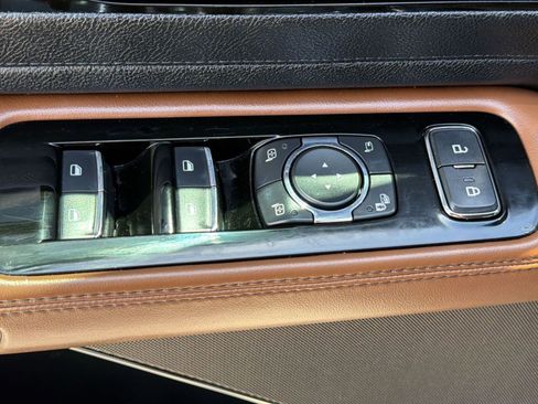 Used 2022 Lincoln Aviator Reserve w/ Elements Package Plus RWD image 23