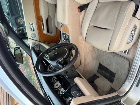 Used 2014 Rolls-Royce Wraith RWD image 6