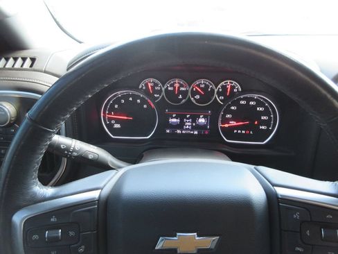 Certified 2022 Chevrolet Silverado 2500 LTZ w/ LTZ Plus Package AWD/4WD image 30