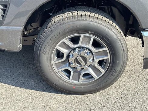 New 2026 Ford F350 Lariat image 9