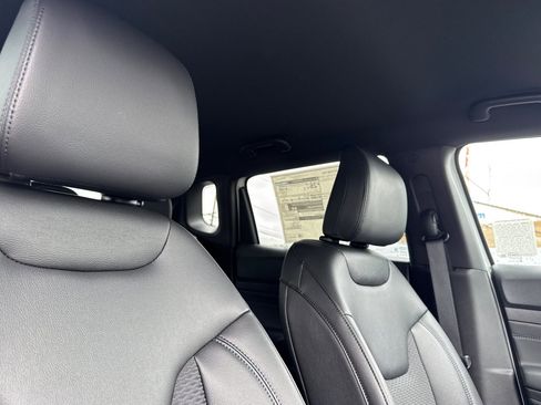 New 2026 Jeep Compass Latitude image 16