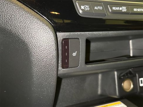 Certified 2022 Honda Ridgeline Black Edition image 29