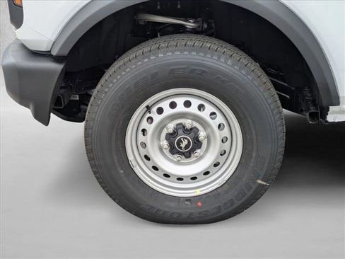 New 2026 Ford Bronco 4-Door AWD/4WD image 16
