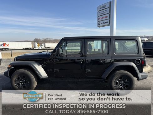 Used 2022 Jeep Wrangler Unlimited Sport image 1