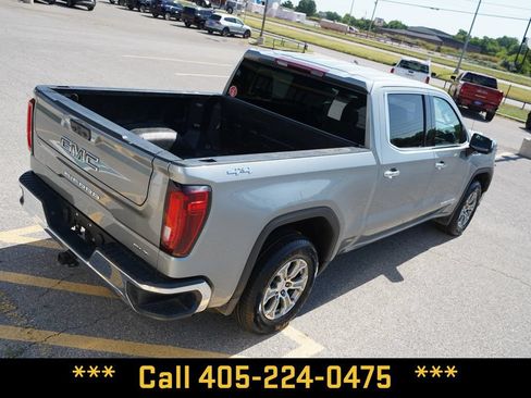 Used 2025 GMC Sierra 1500 SLT AWD/4WD image 16