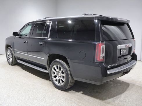 Used 2016 GMC Yukon XL Denali w/ Open Road Package AWD/4WD image 4