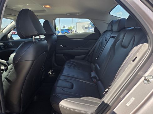 Used 2024 Hyundai Elantra Limited FWD image 19