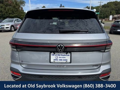 New 2025 Volkswagen Taos SE image 6