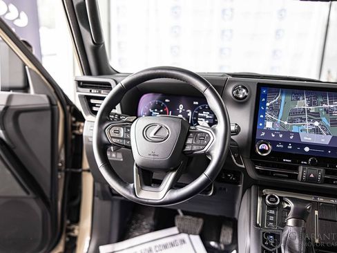 Used 2024 Lexus GX 550 AWD/4WD image 38
