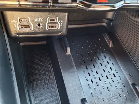Used 2025 Dodge Durango GT AWD/4WD image 23