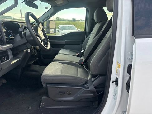 Used 2025 Ford F350 XLT AWD/4WD image 13