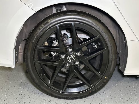 Used 2024 Honda Civic Sport image 7