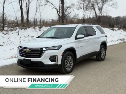 Used 2023 Chevrolet Traverse LT