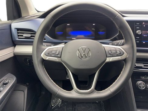 Used 2024 Volkswagen Taos SE image 57