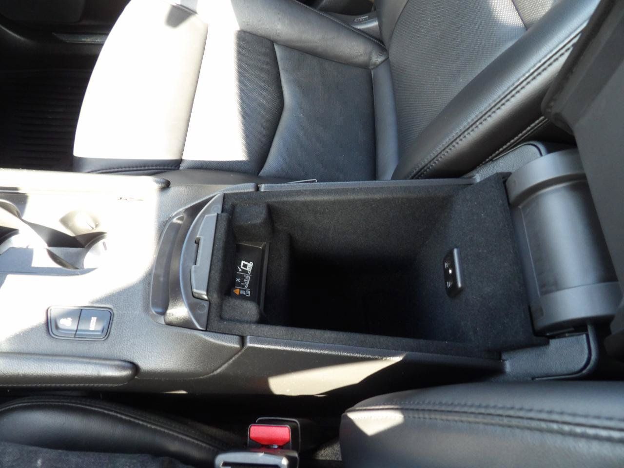 Used 2019 Cadillac XT5 Premium Luxury FWD image 23