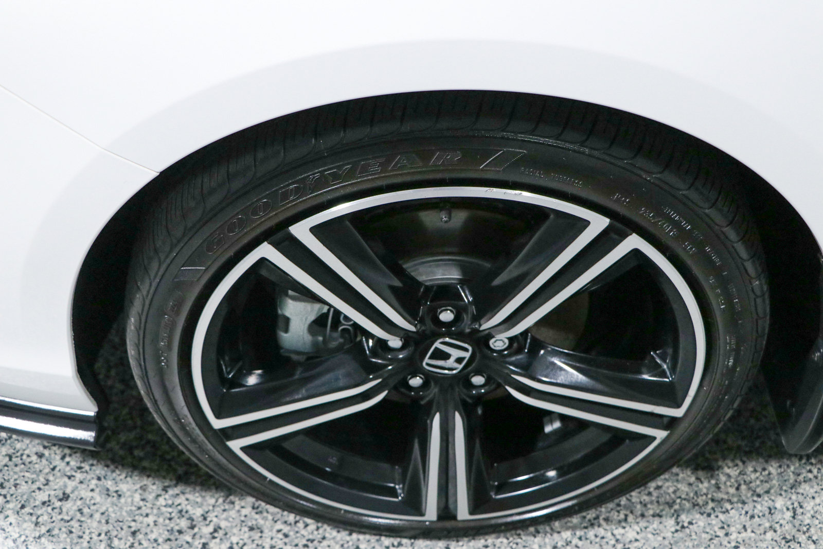 Used 2024 Honda Accord Sport image 11