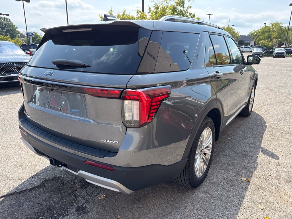 Used 2025 Ford Explorer Platinum w/ LUX Leather Package AWD/4WD image 13