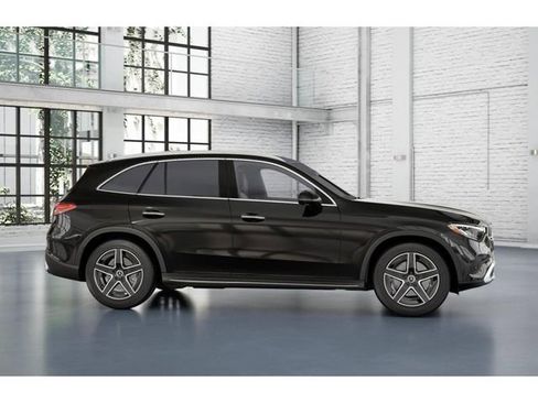 Used 2026 Mercedes-Benz GLC 300 GLC 300 image 15