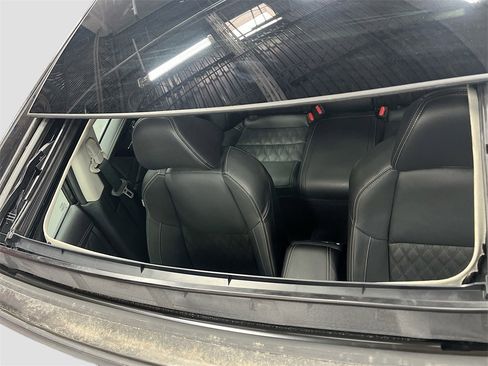 Used 2023 Nissan Maxima Platinum w/ Sport Mat Group image 23