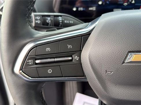 Used 2025 Chevrolet Equinox LT image 33