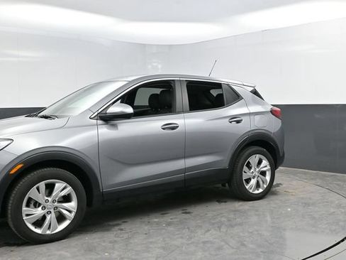Used 2025 Buick Encore GX Preferred AWD/4WD image 7