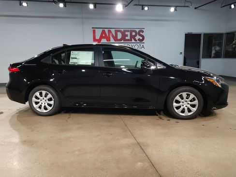 New 2026 Toyota Corolla LE image 8