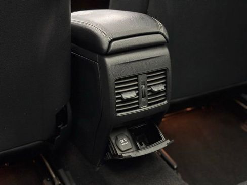 Used 2018 Mercedes-Benz GLA 250 GLA 250 image 44