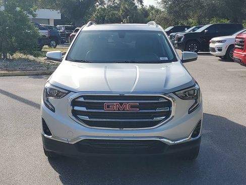 Certified 2019 GMC Terrain SLT w/ Preferred Package AWD/4WD image 2