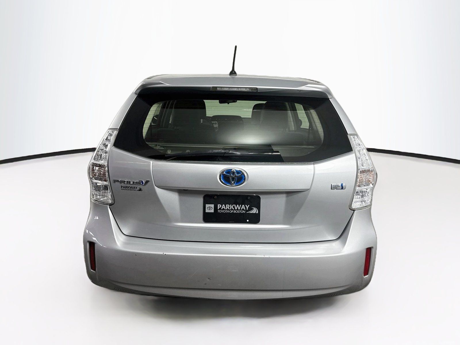 Used 2014 Toyota Prius V Two FWD image 6