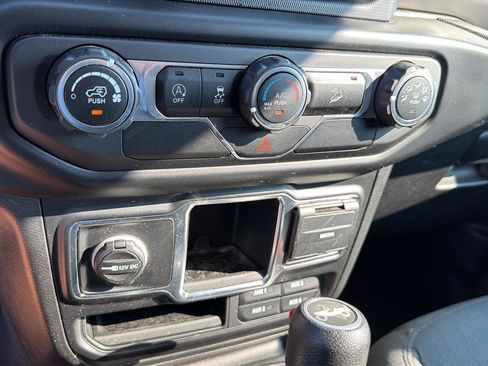 Used 2020 Jeep Wrangler Unlimited Sport AWD/4WD image 24