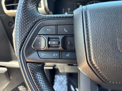 Used 2024 Toyota Tacoma SR5 AWD/4WD image 26
