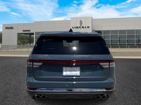 New 2026 Lincoln Aviator AWD image 4