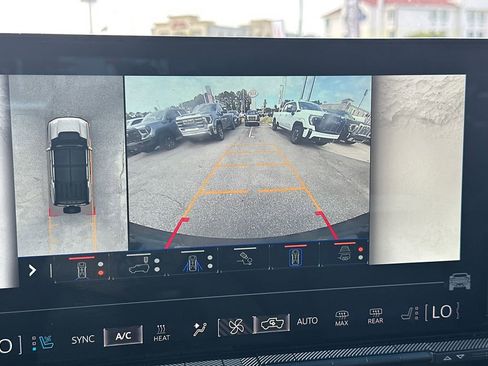 Used 2024 GMC Hummer EV 2X AWD/4WD image 29