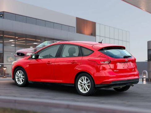 Used 2015 Ford Focus SE image 6