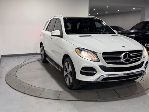 Used 2019 Mercedes-Benz GLE 400 4MATIC image 6