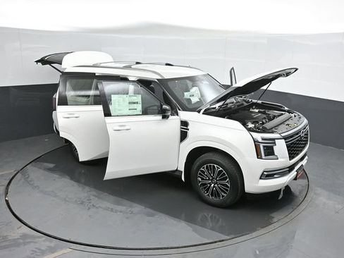 New 2026 Nissan Armada SL w/ Captain's Chari Seat Package image 54